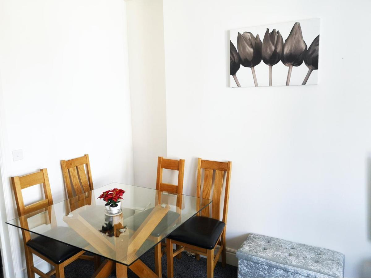 Derwent Street Apartment 2 - Self Contained - 2 Bed Self Catering Apartment Workington Exteriör bild